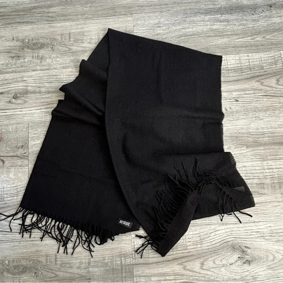 Other - III State Black 100%Wool Scarf